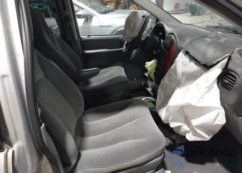 2005 Chrysler Town & Country из США, поврежденный, VIN 1C4GP45R35B286690